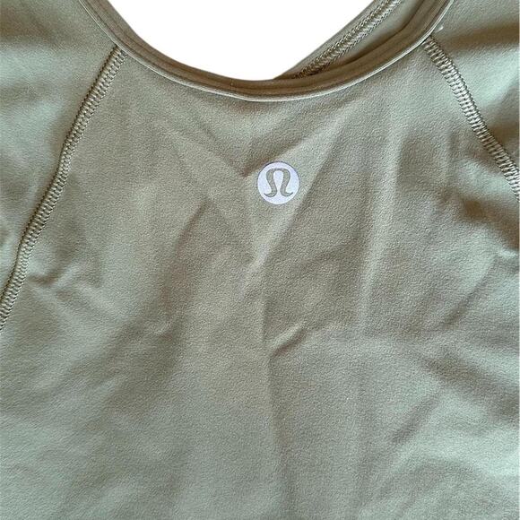 lululemon crop top - Picture 3 of 3